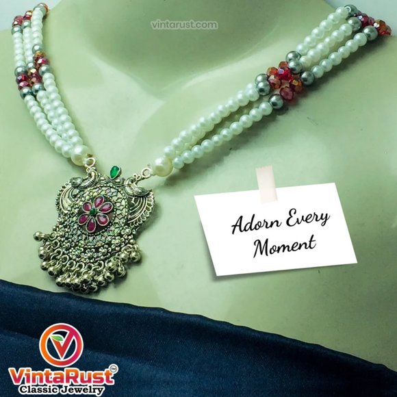 Multicolor Beaded Chain Necklace With Silver Kuchi Motif Pendant - Picture 5 of 7